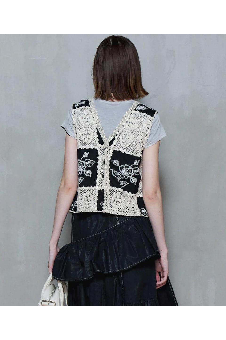 MAISON SPECIAL-2way Embroidery Vest-NOWALL
