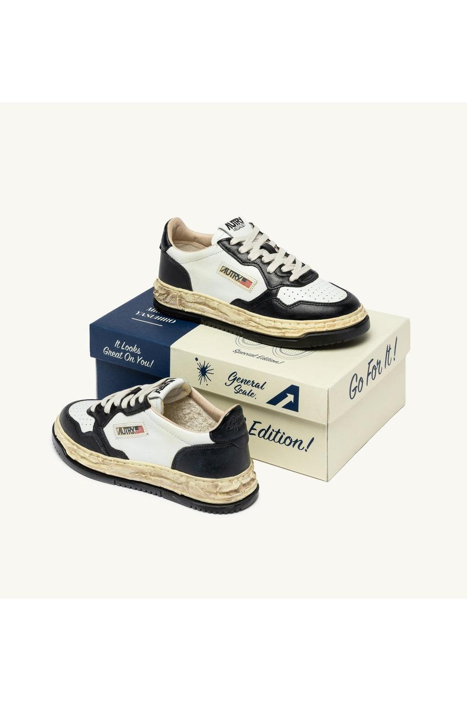 AUTRY×Maison Mihara Yasuhiro-AUTRY × Maison Mihara Yasuhiro General Scale(WHITE×BLACK)-NOWALL