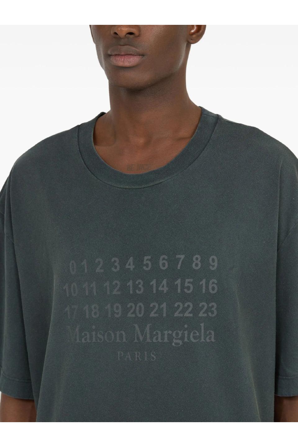 Maison Margiela-Numbered Logo T-Shirt-NOWALL