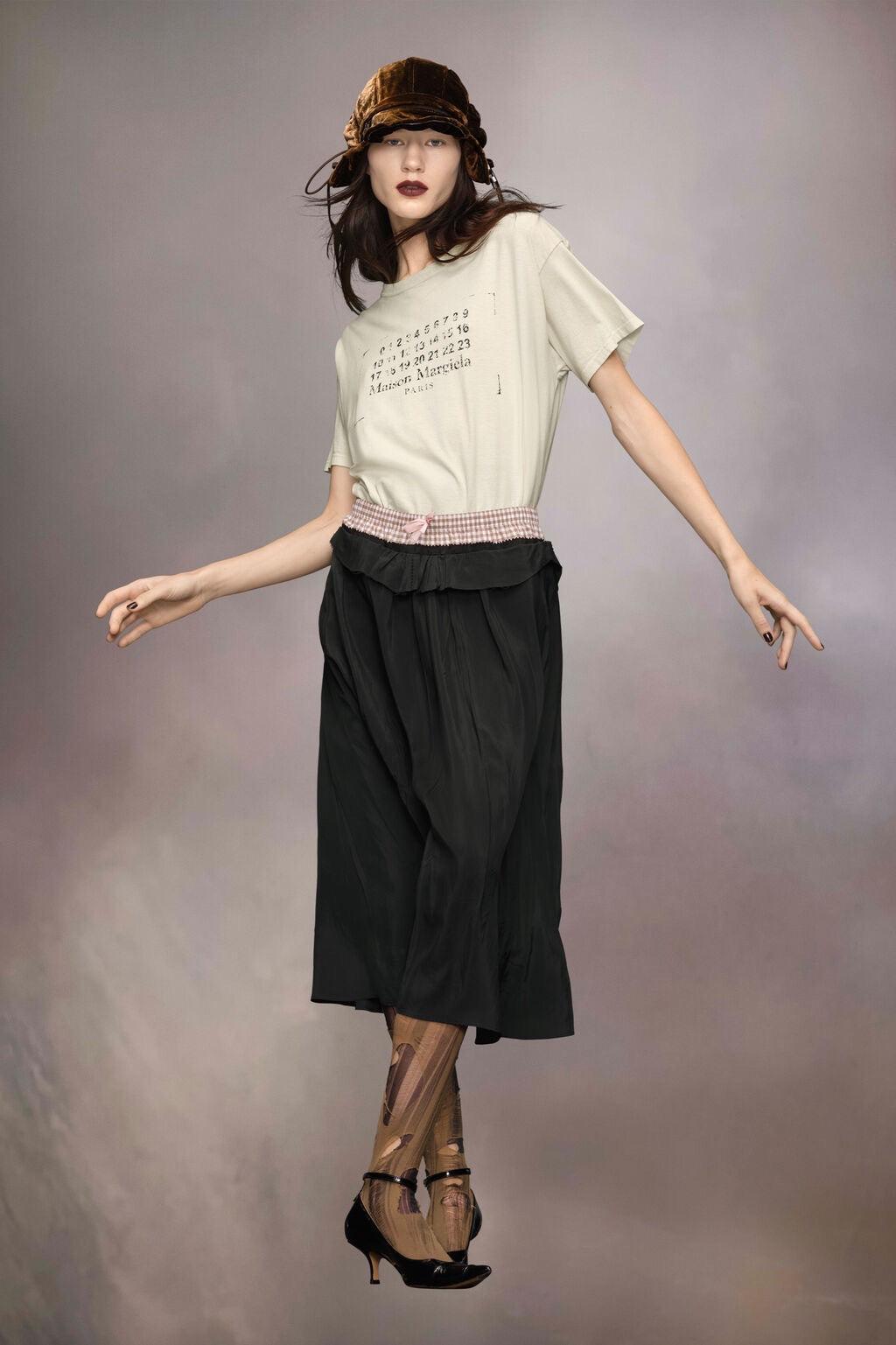 Maison Margiela-Stamp Logo T-Shirt-NOWALL