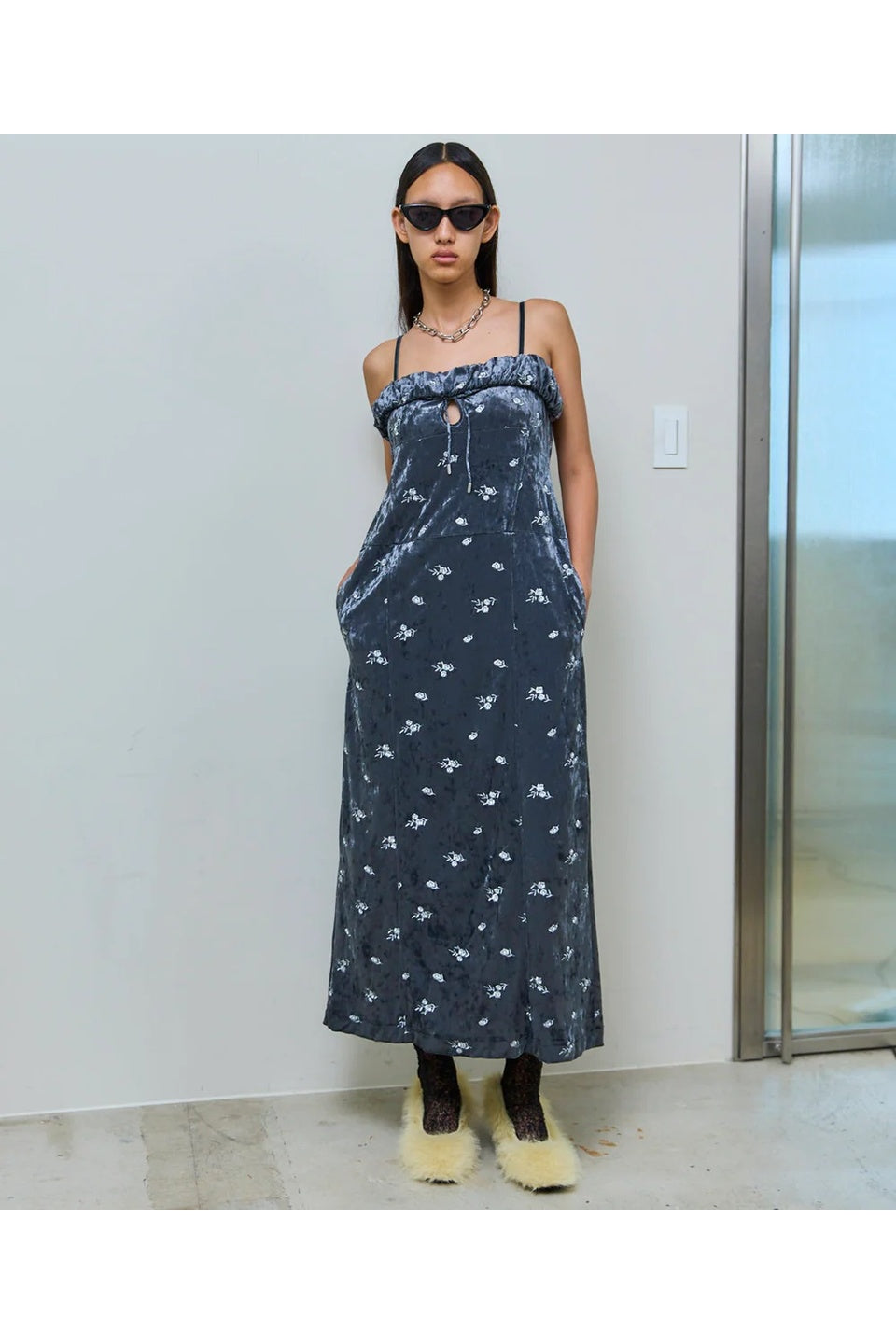 MAISON SPECIAL-【予約商品】Flower Embroidery Velour Camisole Dress-NOWALL