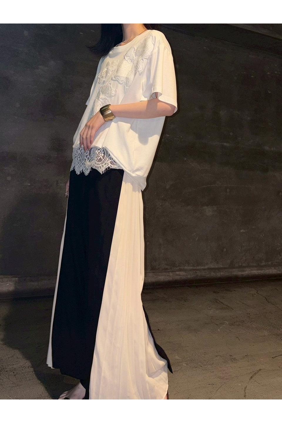 3D Floral Embroidery Lace Hem Tee