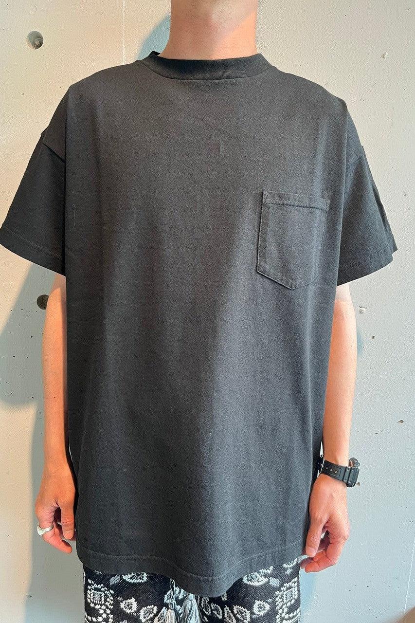 EMOTIONALLY UNAVAILABLE-PLAIN POCKET TEE-NOWALL