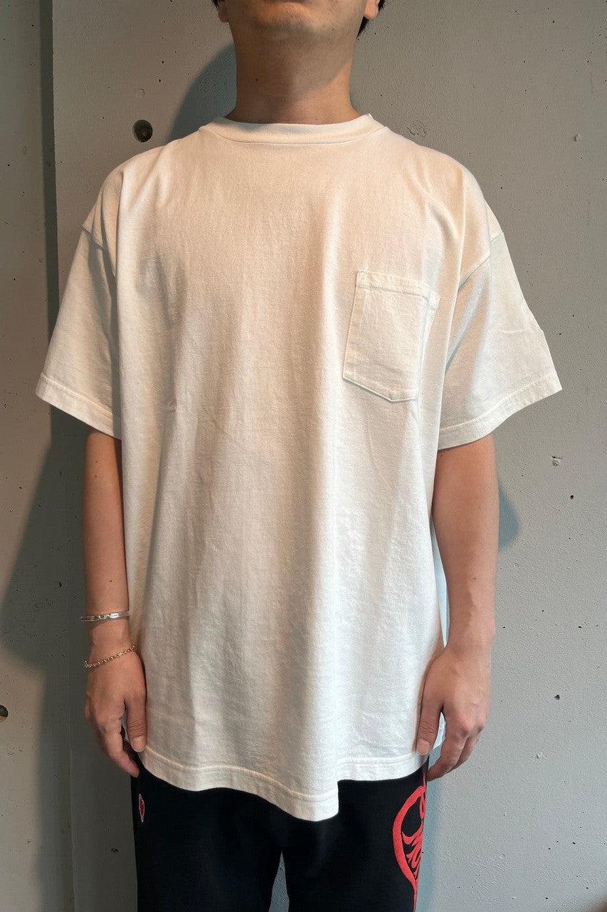 EMOTIONALLY UNAVAILABLE-PLAIN POCKET TEE-NOWALL